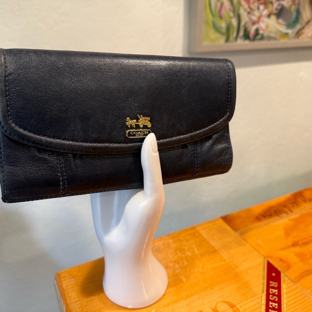 Coach Horse and Carriage Midnight Blue Leather Wallet Soft Supple Leather EUC